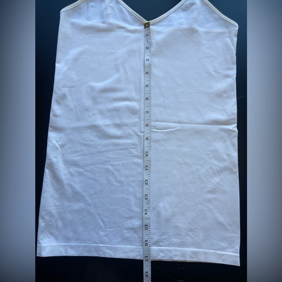 Banana Republic White Seamless Cami - Stretch, Layering - Size Small - Picture 5 of 9